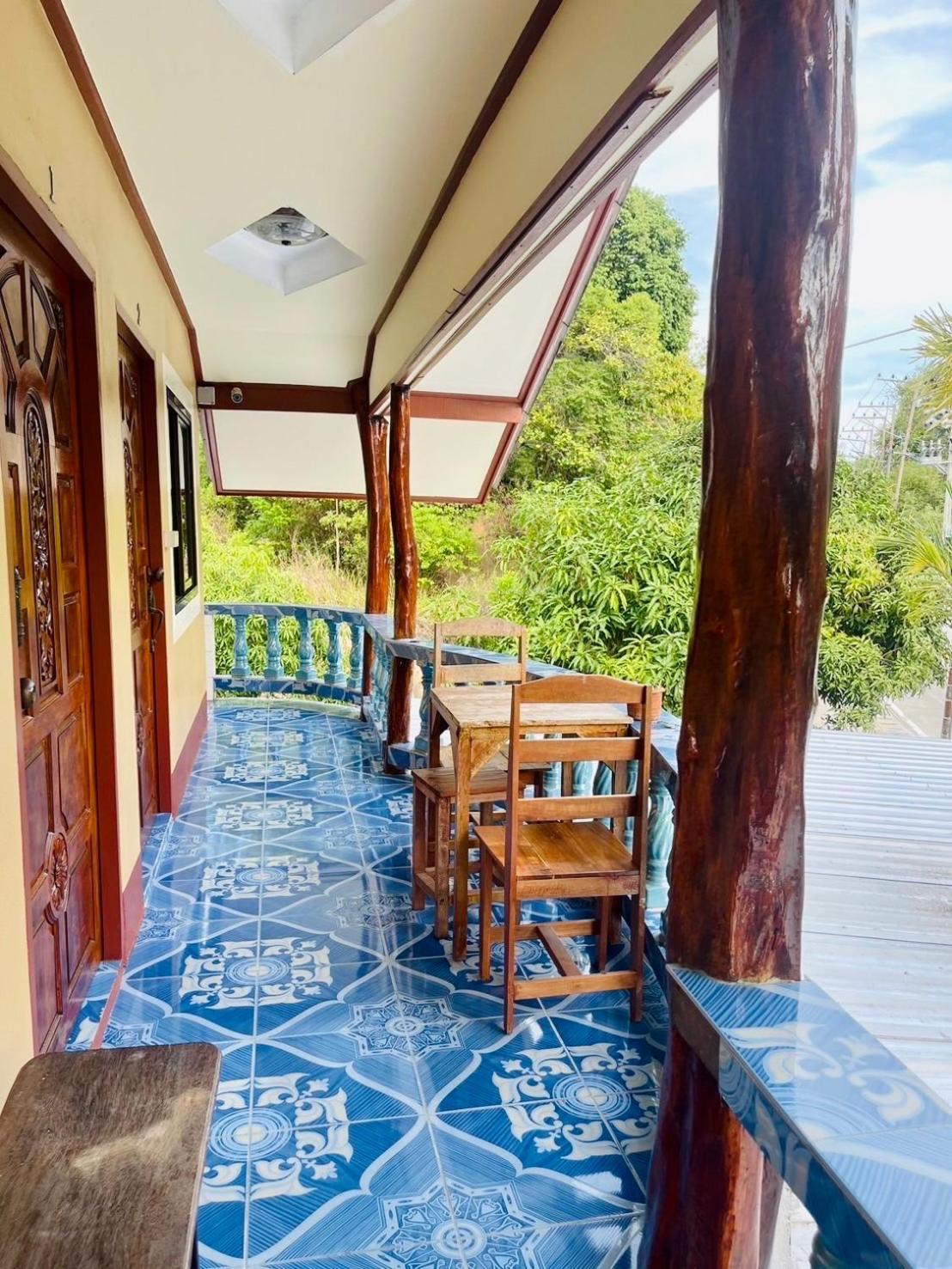 Готель Baan Klong House Baan Khai Екстер'єр фото